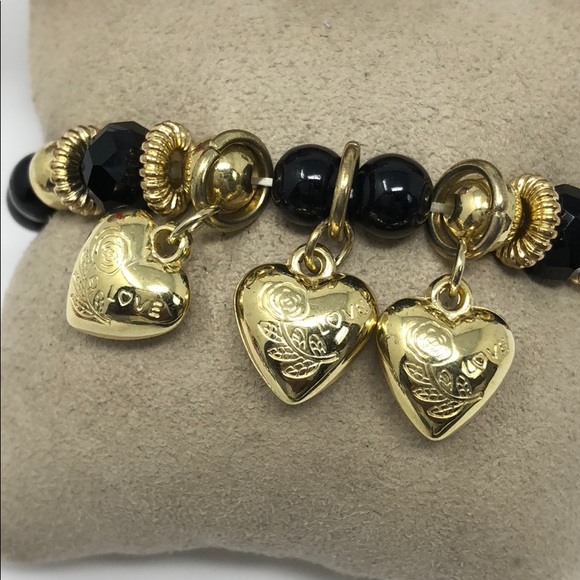 3/$25 CAMBER BLACK HEART CHARM BRACELET - Picture 4 of 4